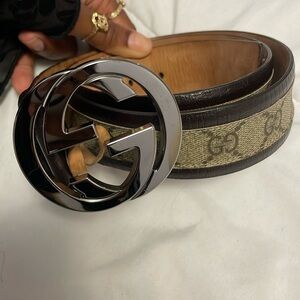 Like new Gucci Interlocking Buckle leather belt